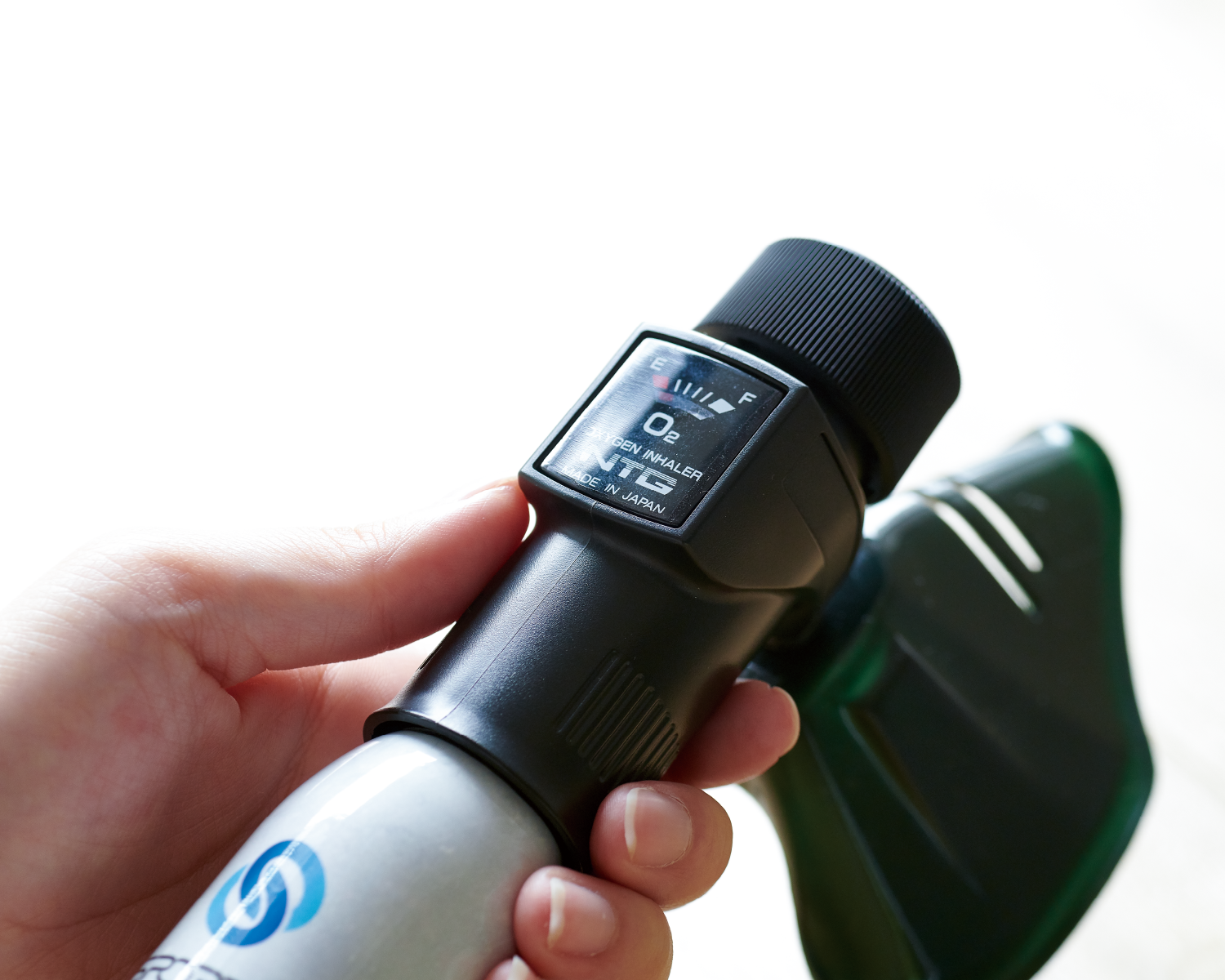 携帯用酸素吸入器 スポーツ酸素｜NTG 日本炭酸瓦斯株式会社